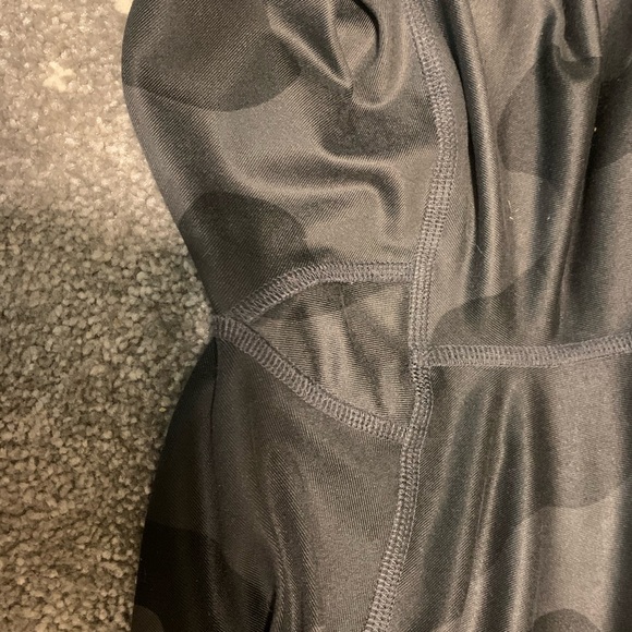 Camo Airlift ALO Leggings 🧘🏻♀️ - Picture 3 of 4